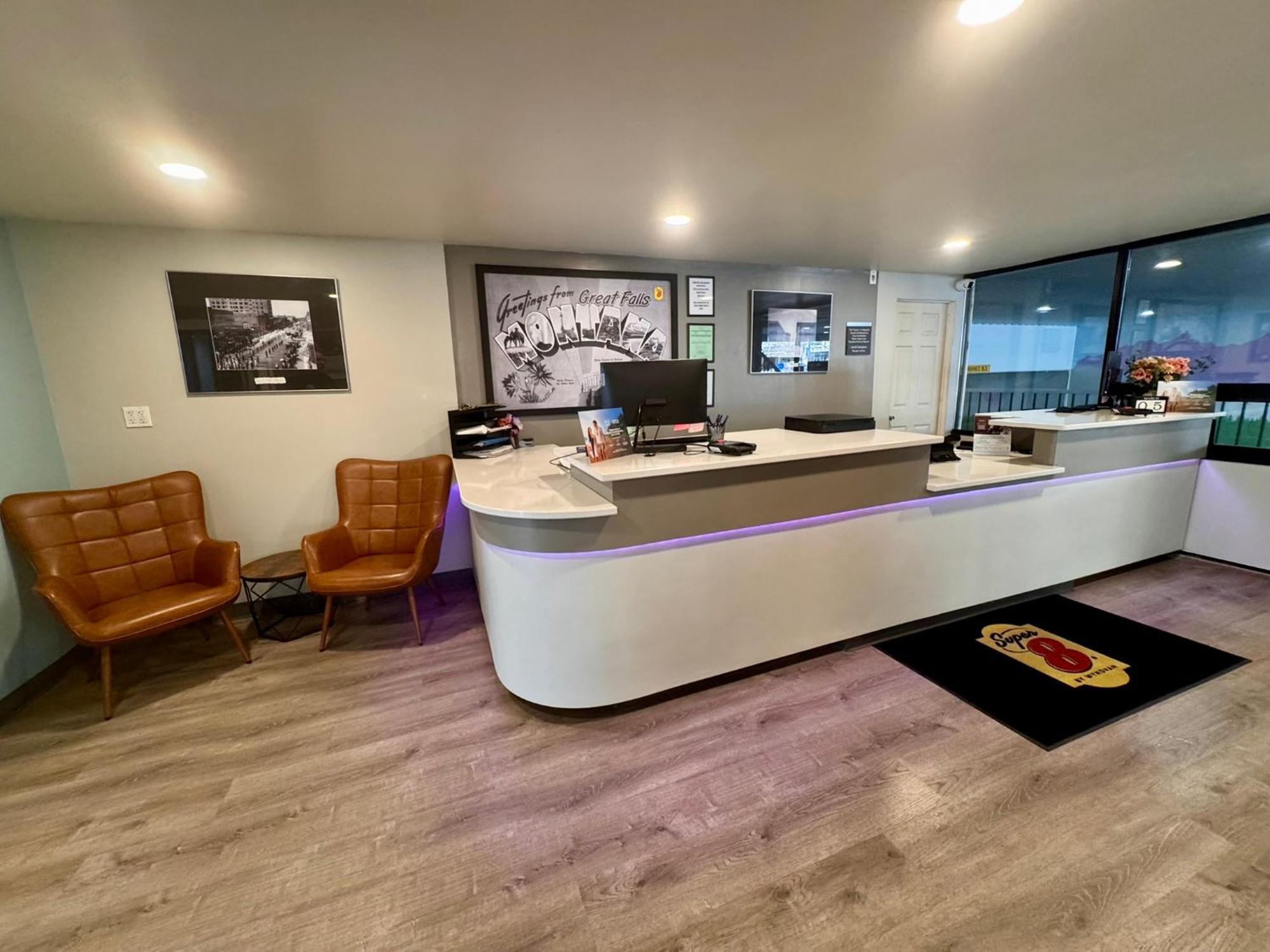Super 8 By Wyndham Great Falls City Center Bagian luar foto